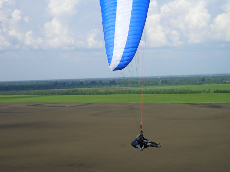 Андрей Кочергин на новом Airwave Mustang.
28 мая 2005 года.