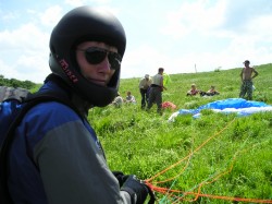 Майкопский пилот Андрей Кочергин на старте.
29 мая 2005 года.