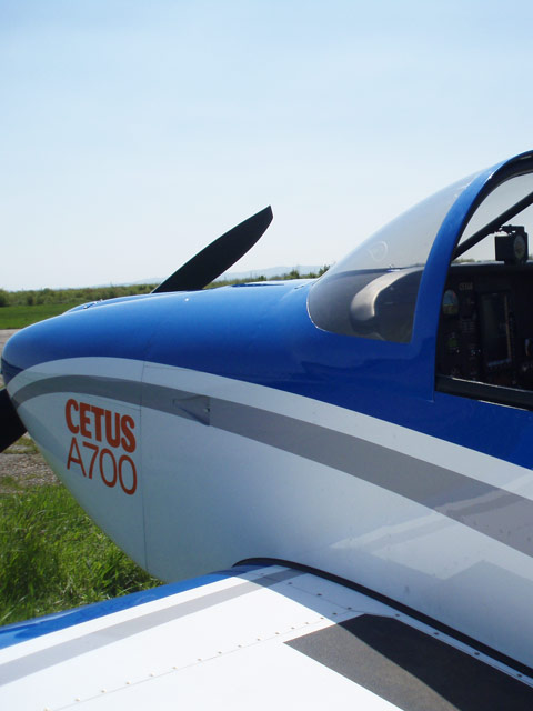 самолёт Cetus A700